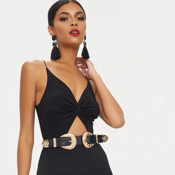 ☀️ NWT PrettyLittleThing Slinky Twist Front Bodysuit - Picture 1 of 6